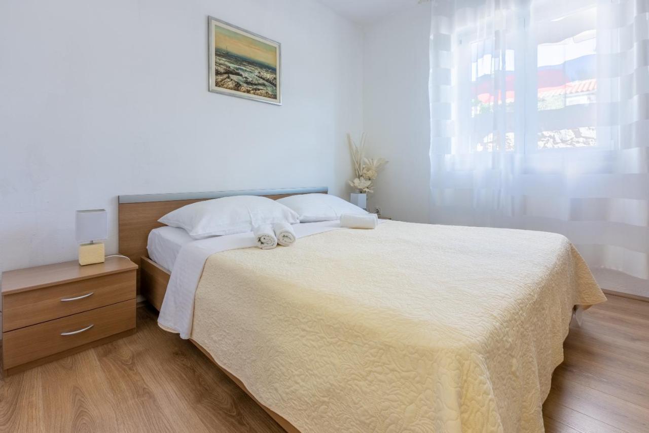 Apartments Marija Crikvenica Esterno foto