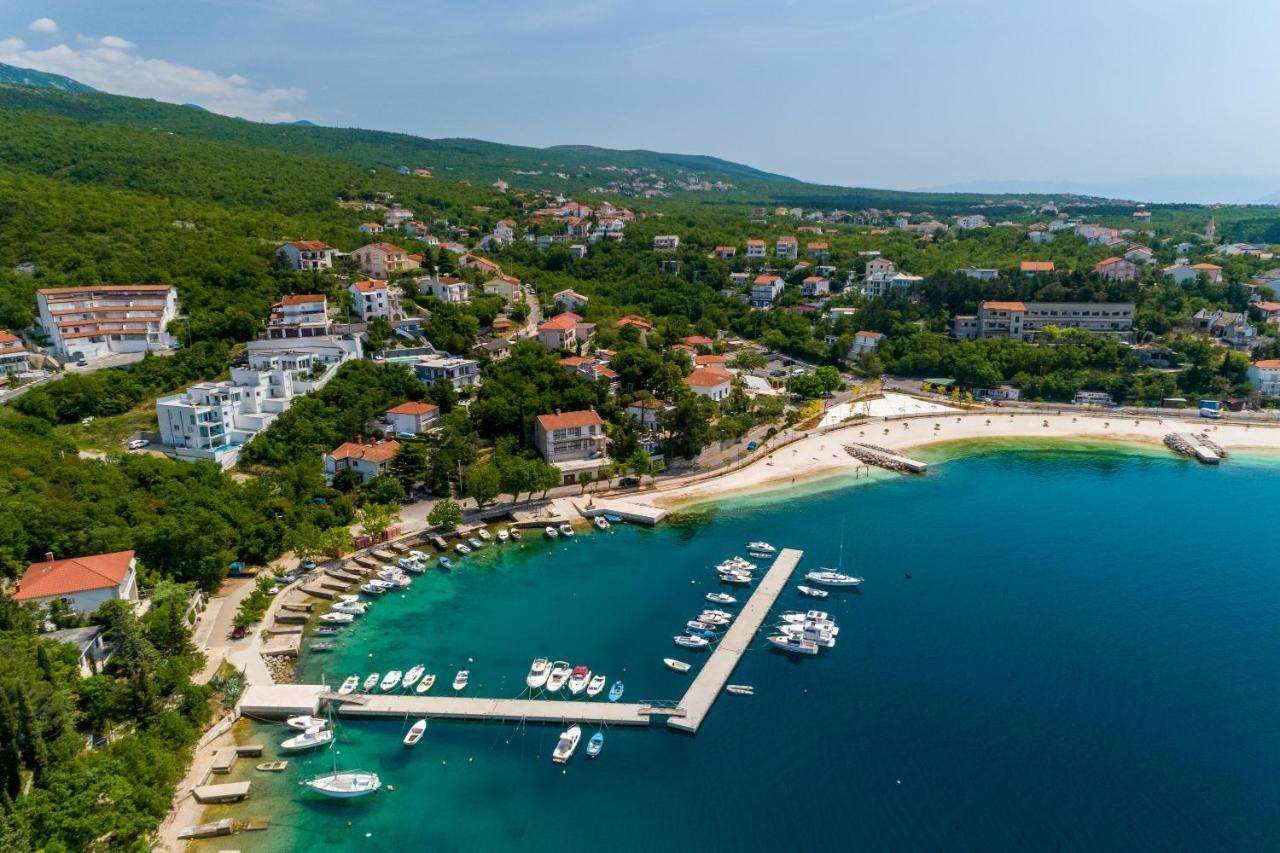 Apartments Marija Crikvenica Esterno foto